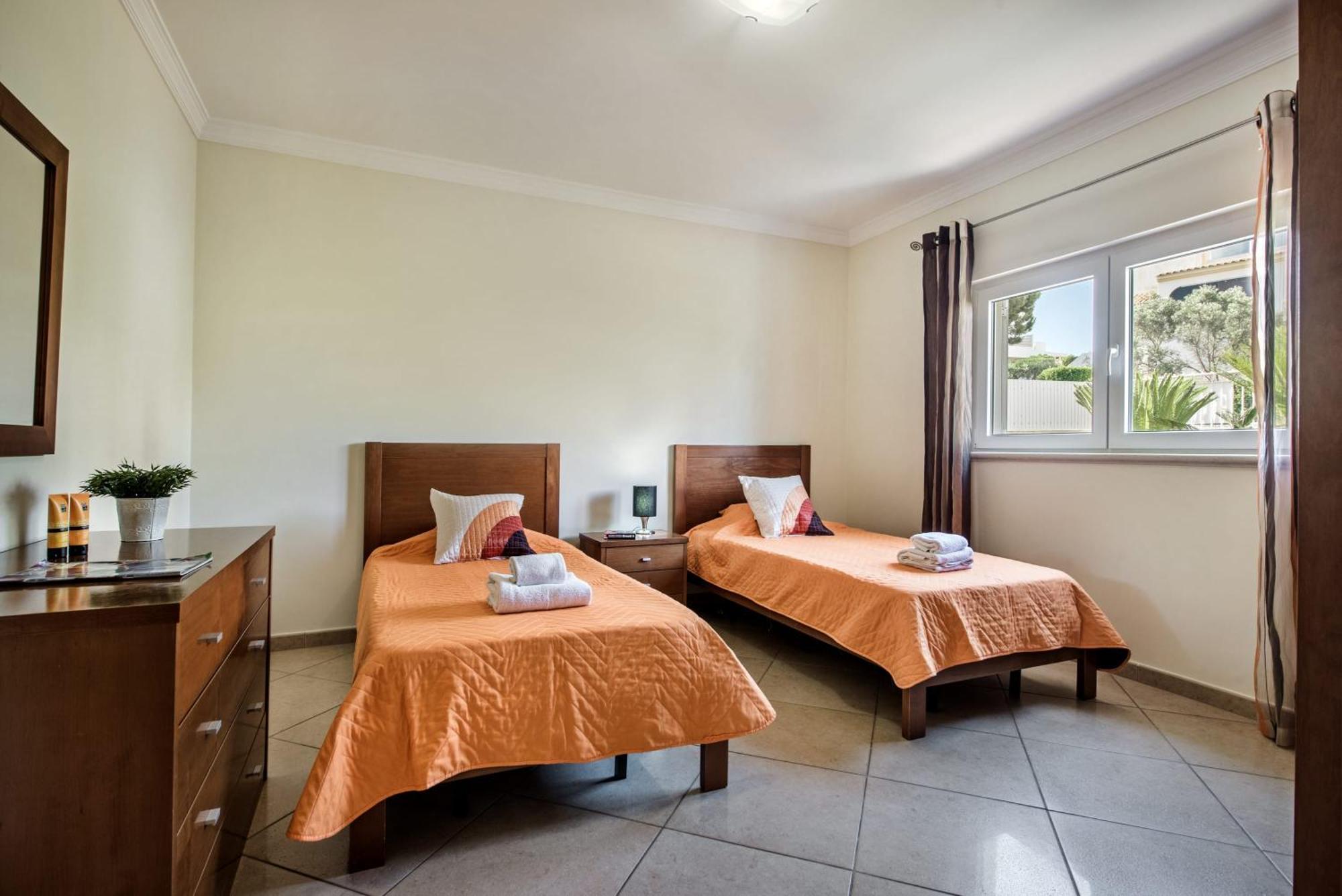 Villa Das Oliveiras Amazing Location Walk To Marina Restaurants Beach Albufeira Esterno foto
